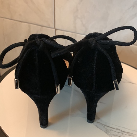 Franco Sarto heels - Picture 3 of 13